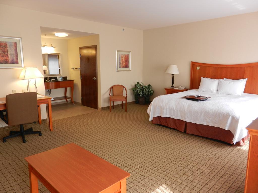 Hampton Inn Norco/Corona Εξωτερικό φωτογραφία